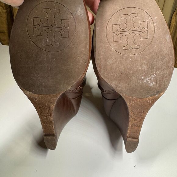 Tory Burch Milan Brown Leather Wedge Ankle Boots Size 6.5M Side Zip Logo Buckle - Picture 11 of 13